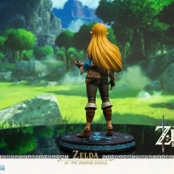 The Legend Of Zelda: Breath Of The Wild Princess Zelda - Character Figure