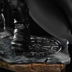 The Dark Knight - Batman - Iron Studio Minico Non-Scale Figure (Pre-order) Aug 2021 19 The Dark Knight - Batman - Iron Studio Minico Non-Scale Figure (Pre-order) Aug 2021