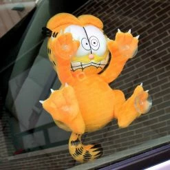 Plushies Scared Garfield - Kidrobot 8” Suction Cup Window Clinger [In Stock]