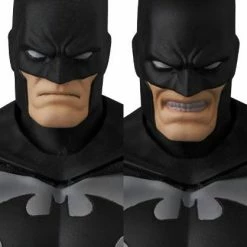 DC Batman: Hush Black Ver. - Medicom Toy Mafex Action Figure
