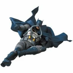 DC Batman: Hush - Stealth Jumper Batman - Medicom Toy MAFEX Action Figure [Pre-order]